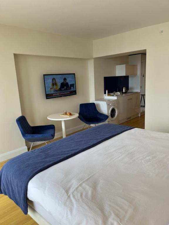 Black sea coast apartment room 2